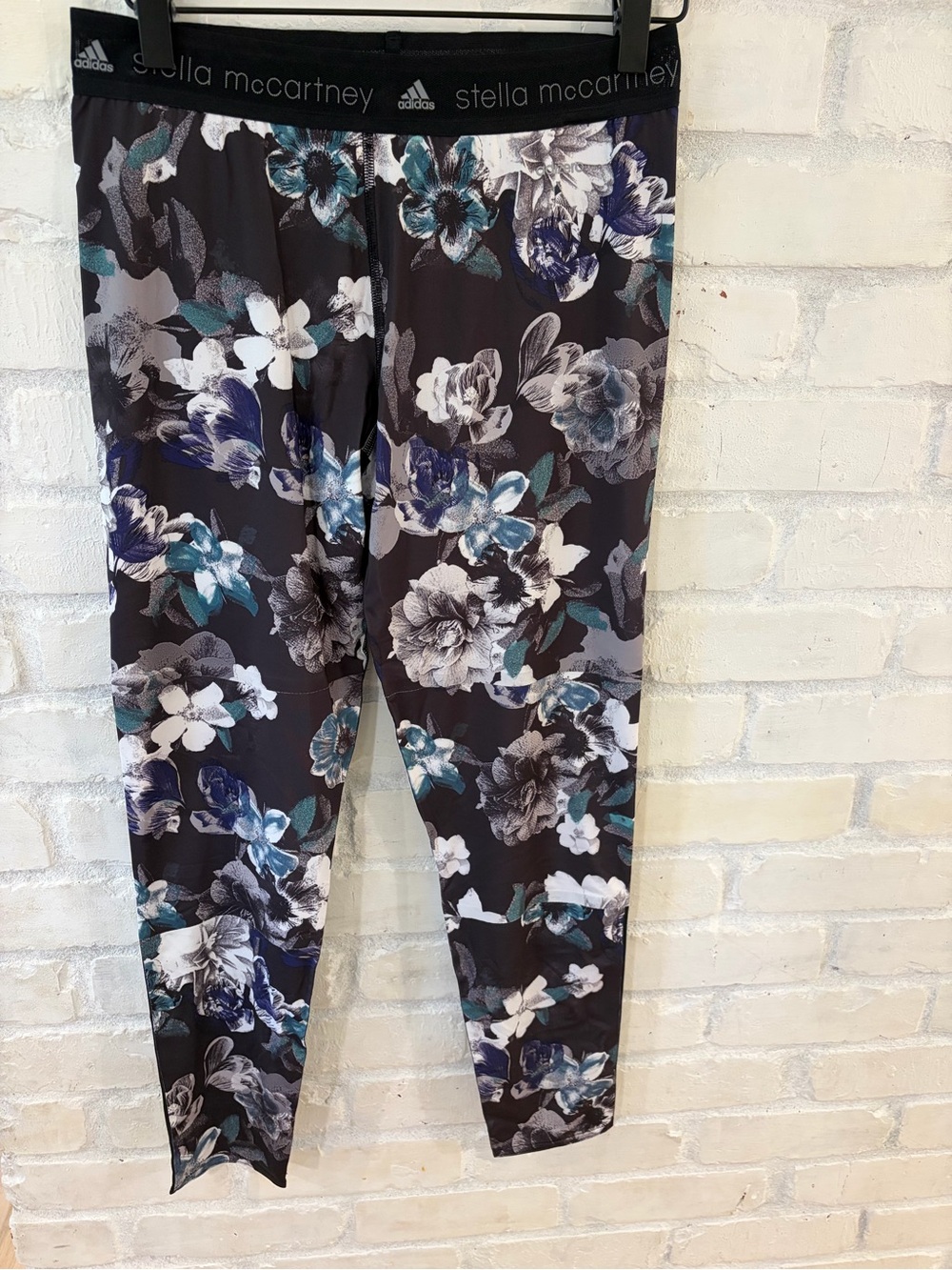 Adidas by Stella McCartney Adizero floral print leggings